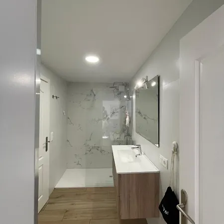 Great Views & Heated Pool - El Perenquen 5 아파트 *