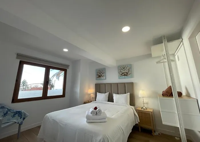 Great Views & Heated Pool - El Perenquen 5 Apartament La Matanza De Acentejo