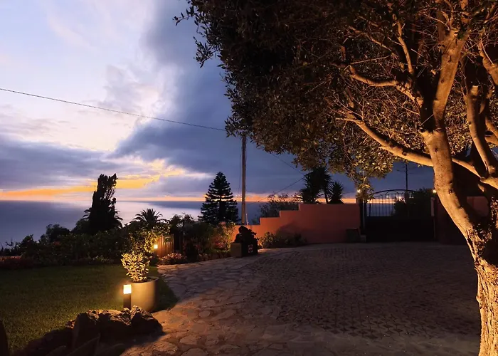 Great Views & Heated Pool - El Perenquen 5